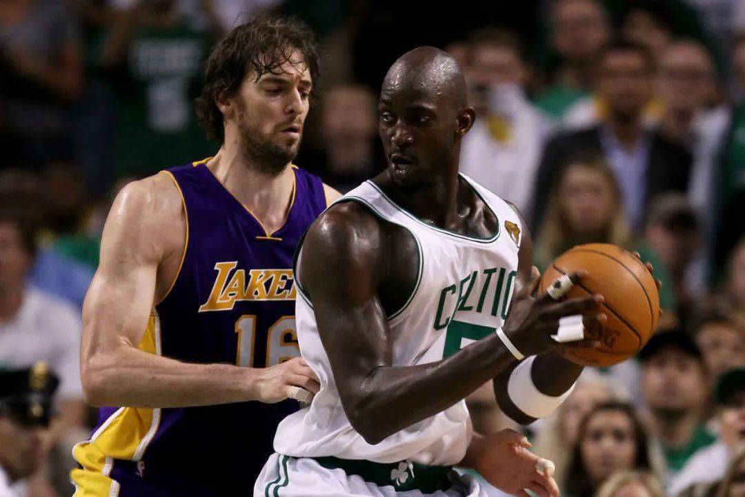 面对劲敌 面对劲敌