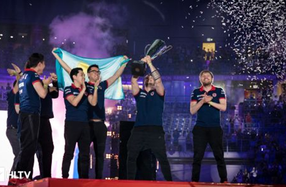 手这种充满 手这种充满